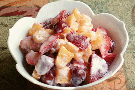yogurt-fruit-salad-recipe.gif