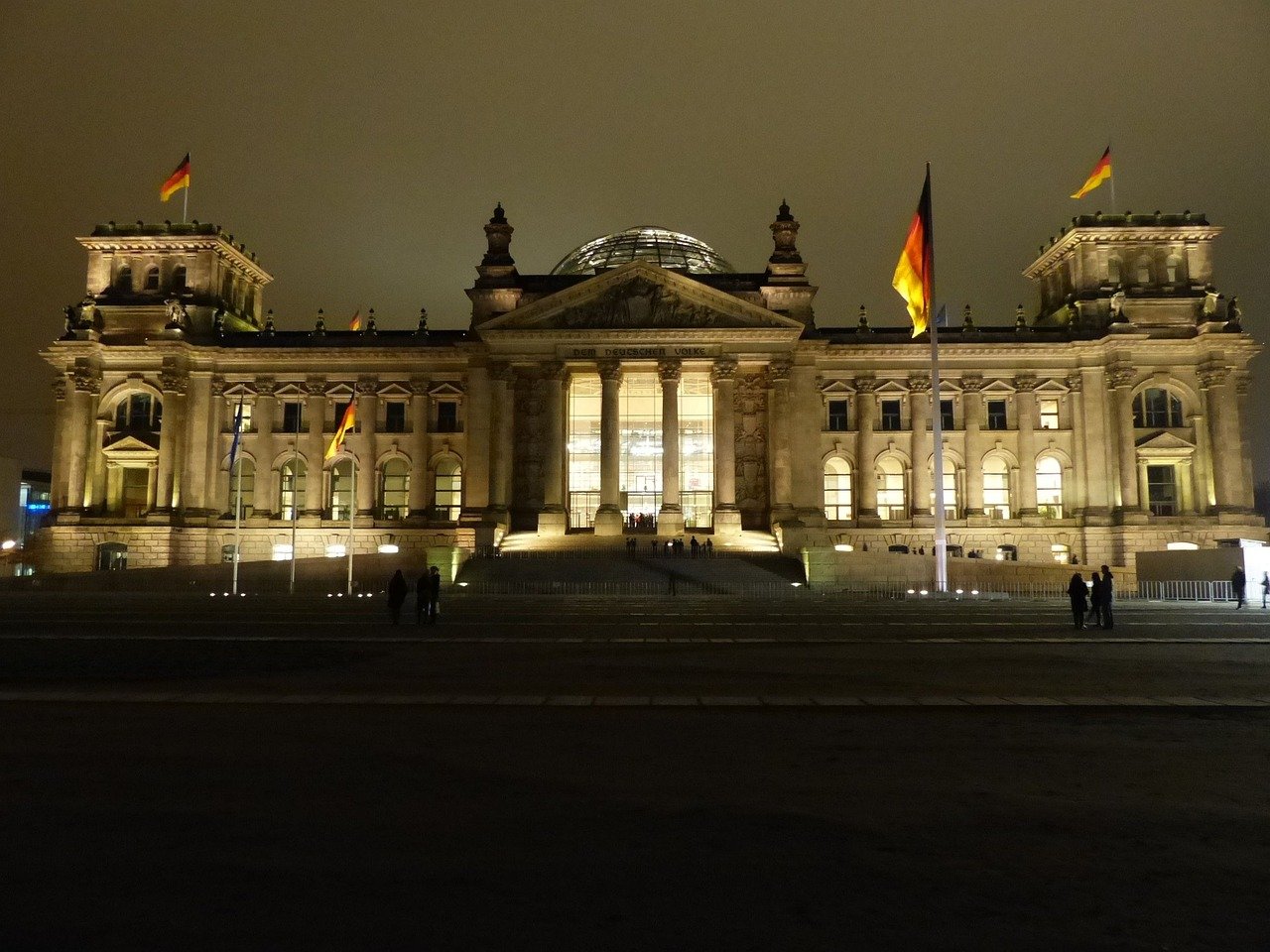 reichstag-247421_1280.jpg