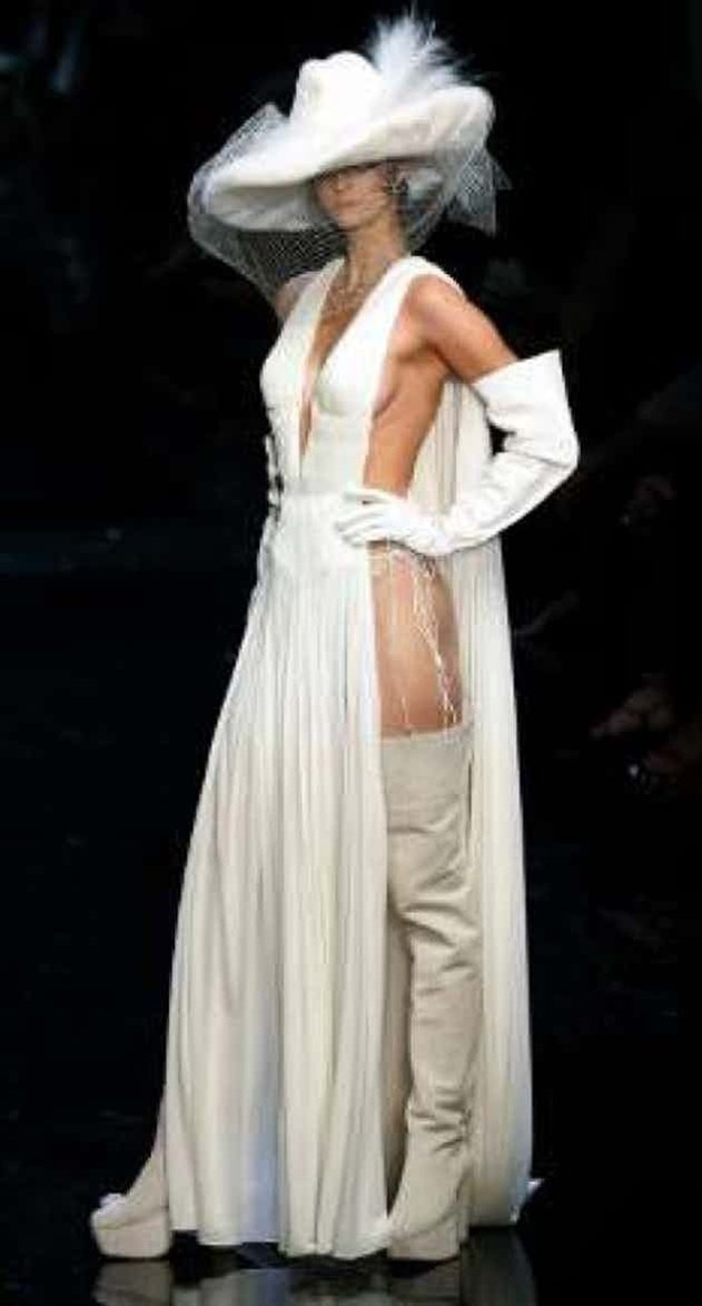 The Wedding Dress Is Unique But Fail