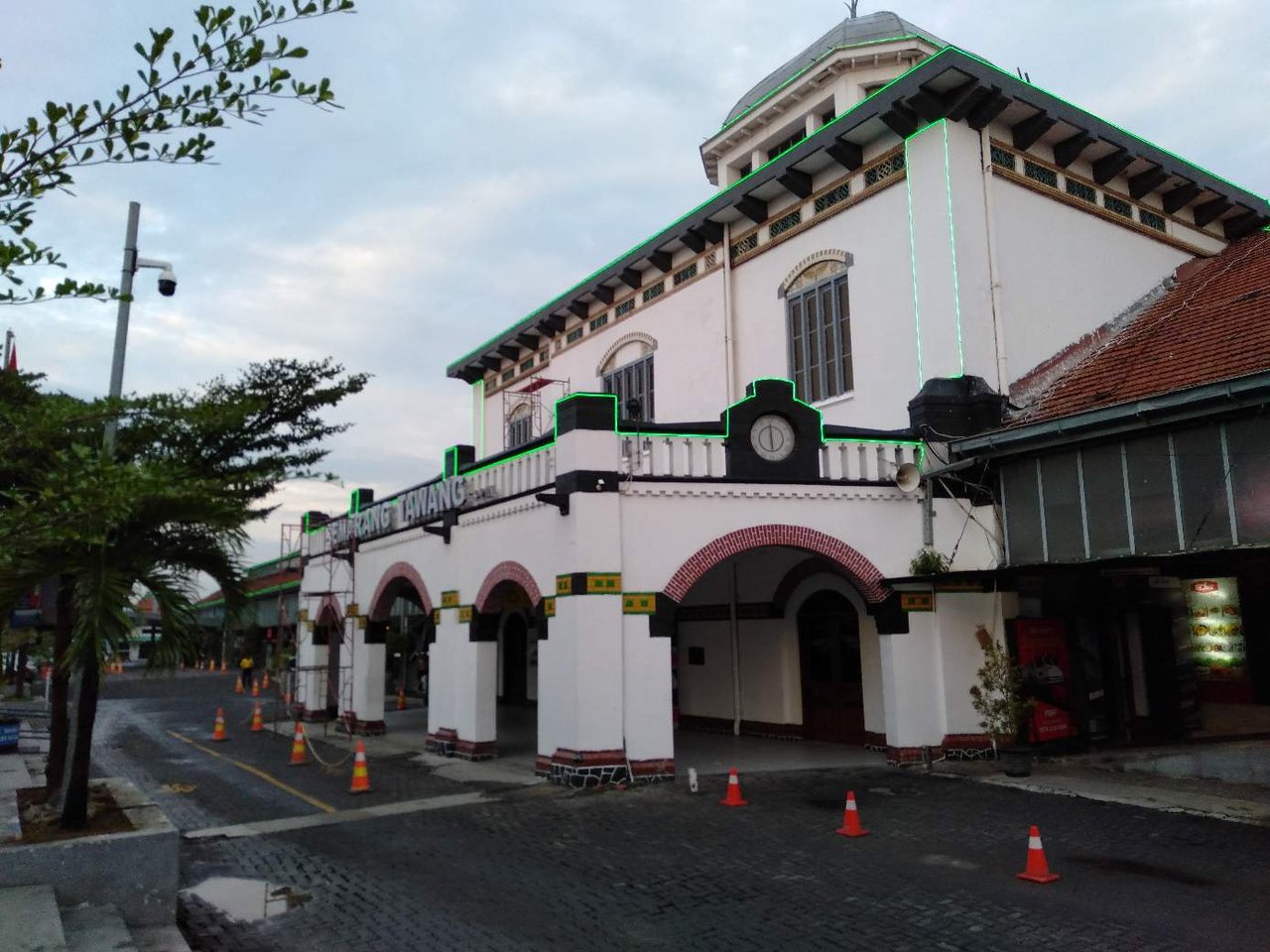 Stasiun Kereta Api Tawang