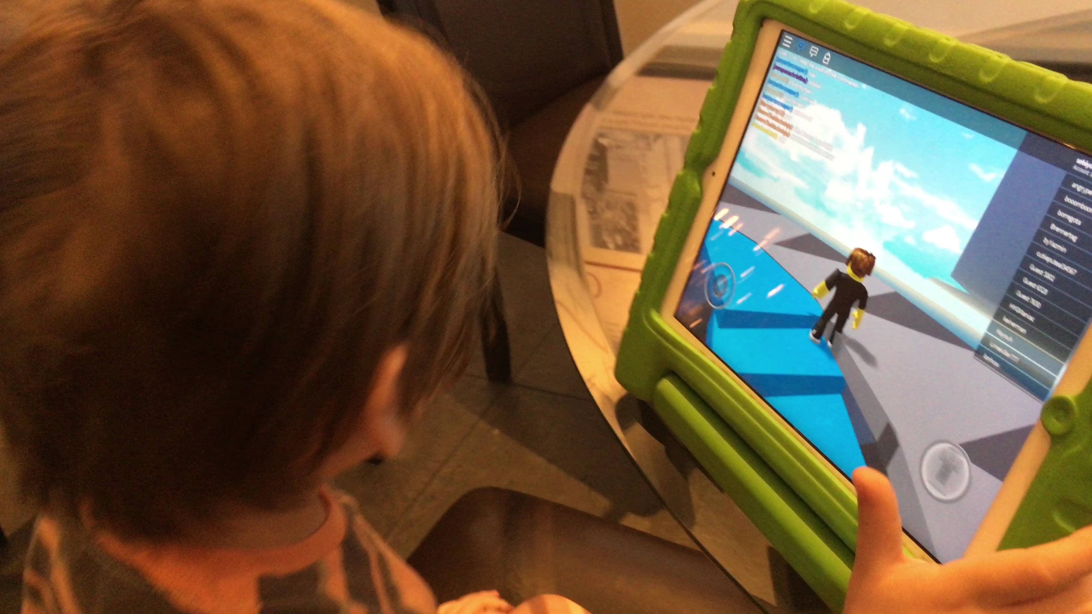 My Son Is Addicted To Roblox And We Have To Limit His Ipad Time Otherwise He Will Play All Day Steemkr - my son is addicted to roblox