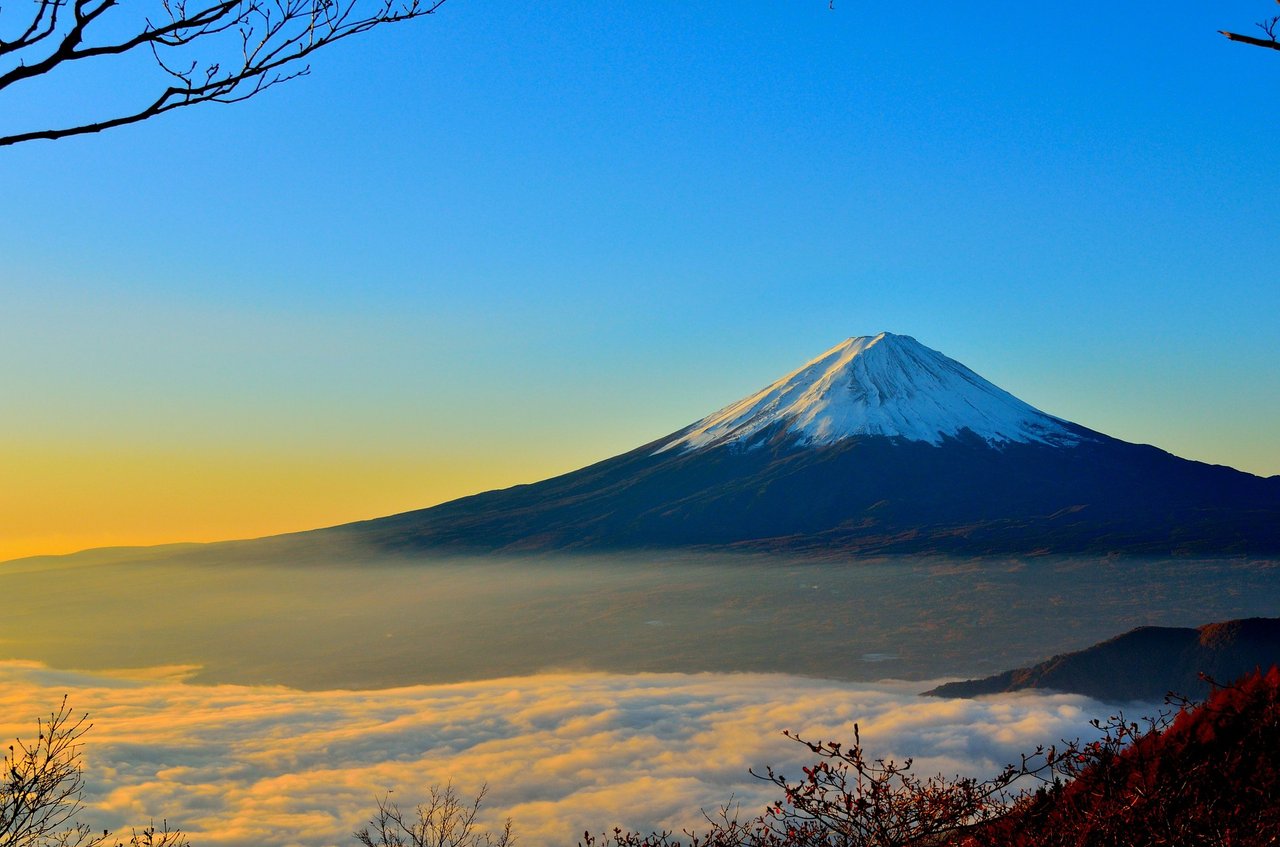 Fujisan Rests A Month Of Daily Haiku Day 1 Steempeak