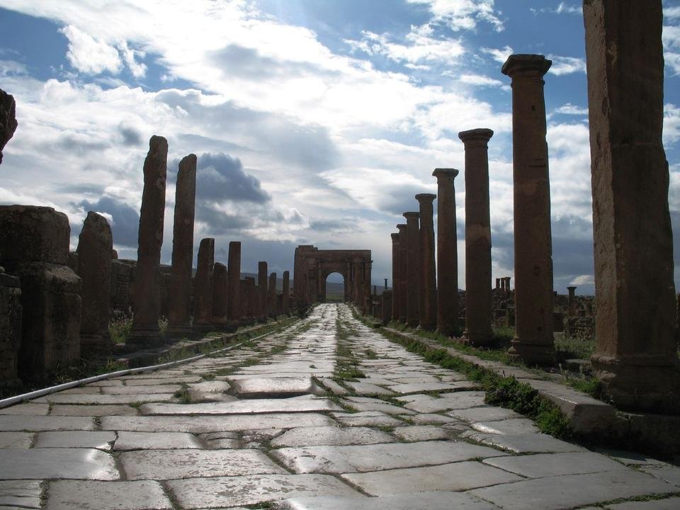 Timgad.jpg