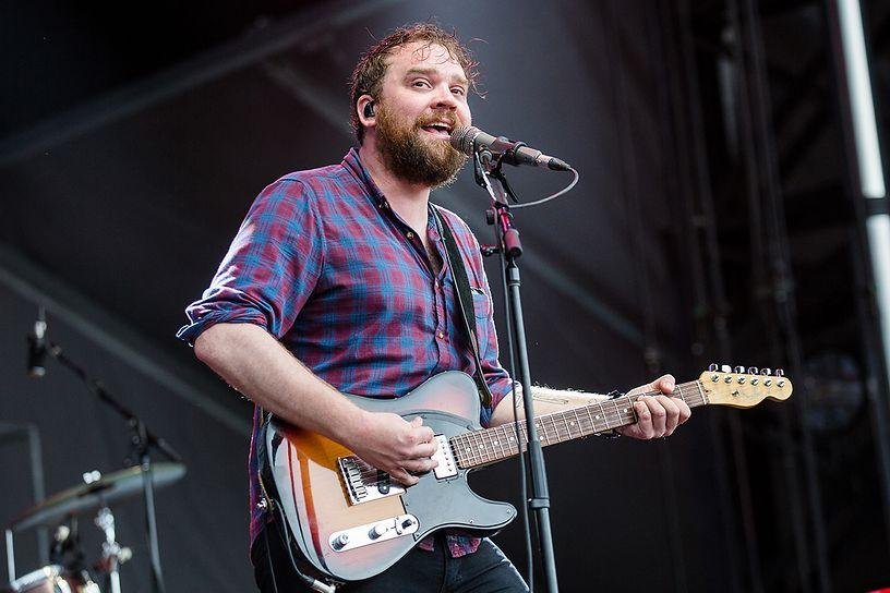 scott-hutchison-2016.jpg