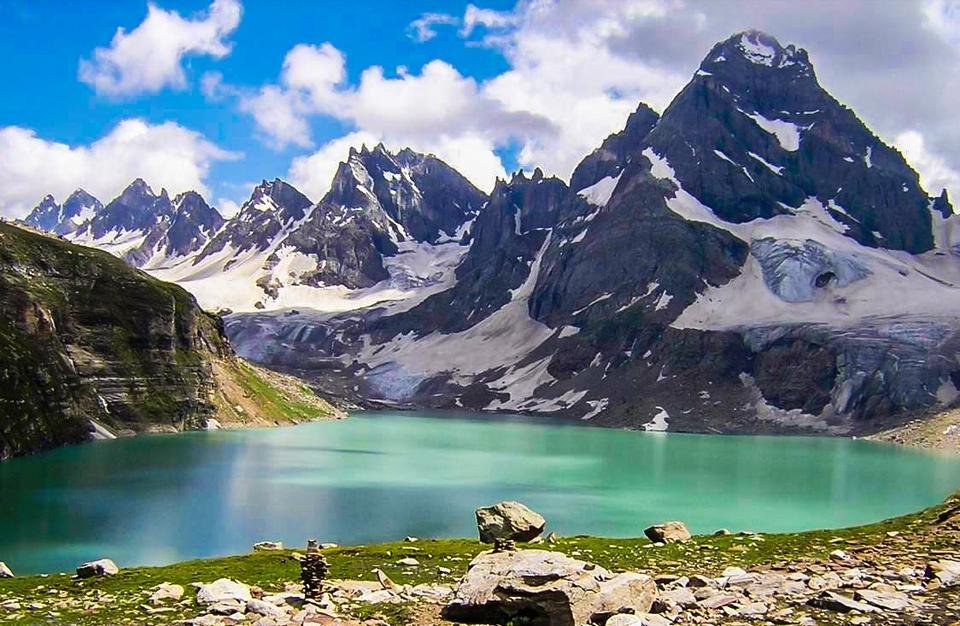 Chitta-Katha-Lake-Shounter-Valley-Azad-Kashmir-Pakistan.jpg