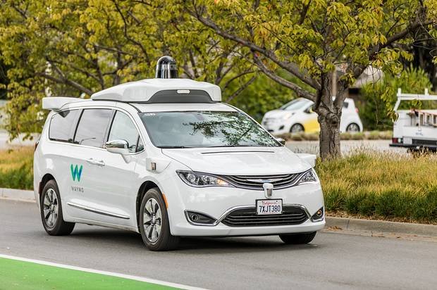 ON-CK527_Waymo0_B620_20180206144604.jpg