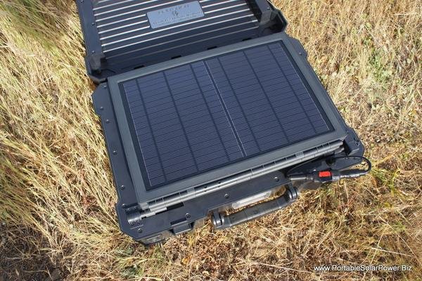 LiPo_50_50_Portable_Solar_Power_System_21_grande.jpg