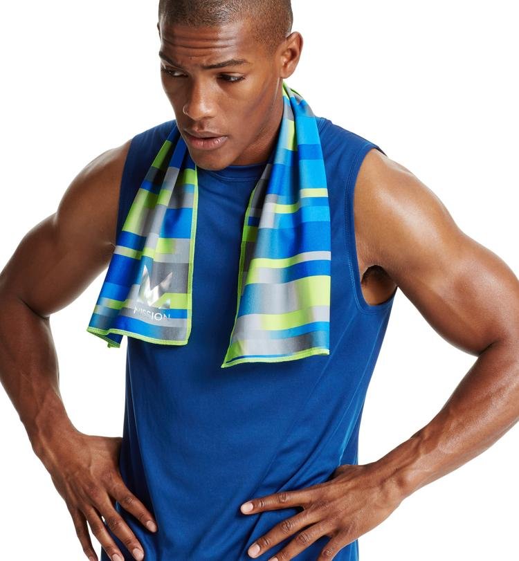 MAX_COOLING_TOWEL_01_038_750x.jpg