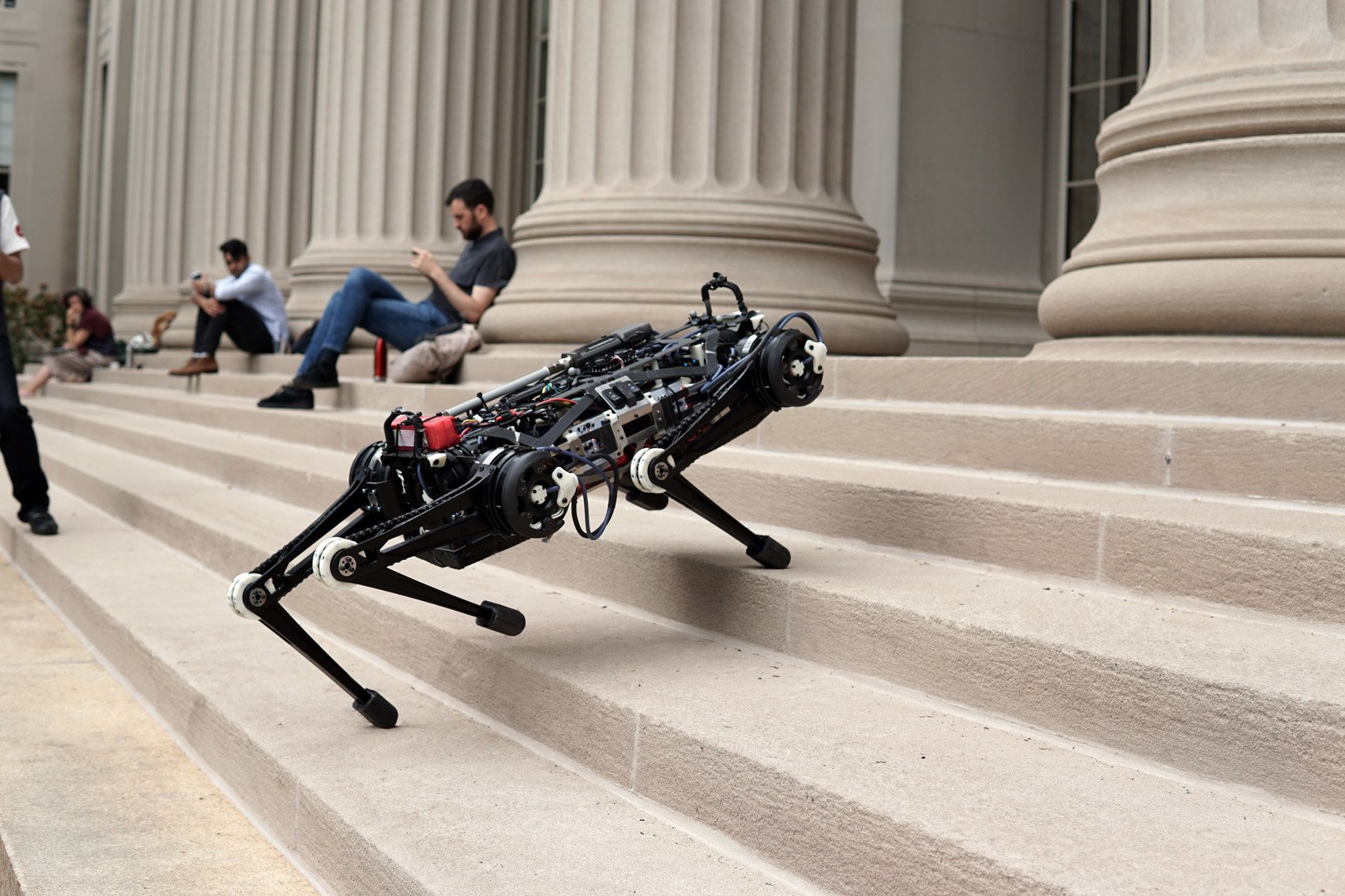 mit-blind-cheetah-3-robot-technology_dezeen_1704_col_0.jpg