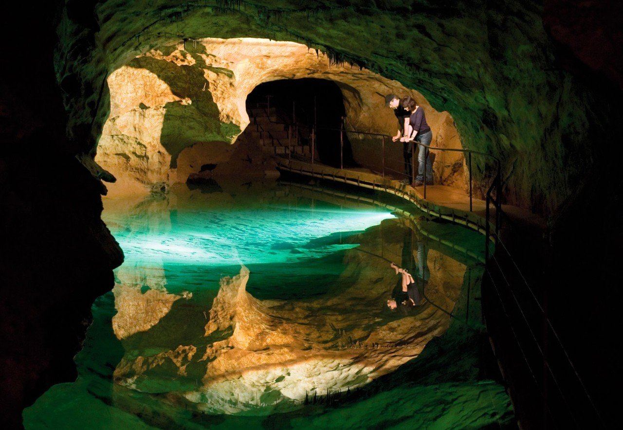 Jenolan Caves The World S Oldest Cave Networks Steemkr