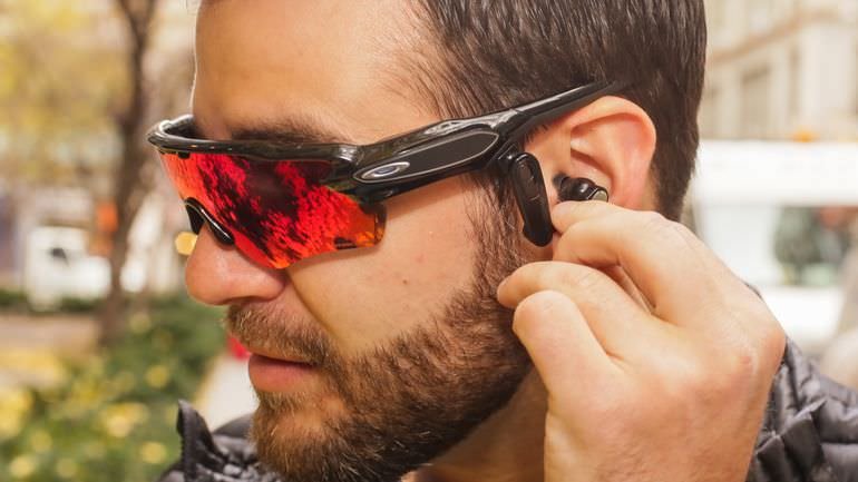 oakley-radar-pace-06.jpg