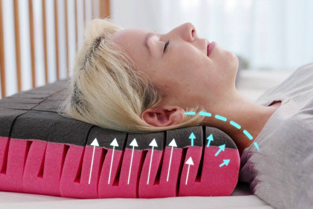 cubes_pillow_1.jpg