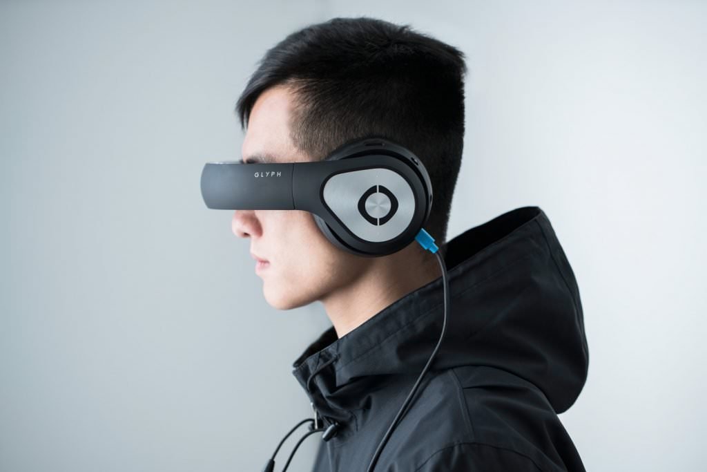 http-hypebeast.com-image-2016-08-the-hypebeast-review-avegant-glyph-2-1024x683.jpg