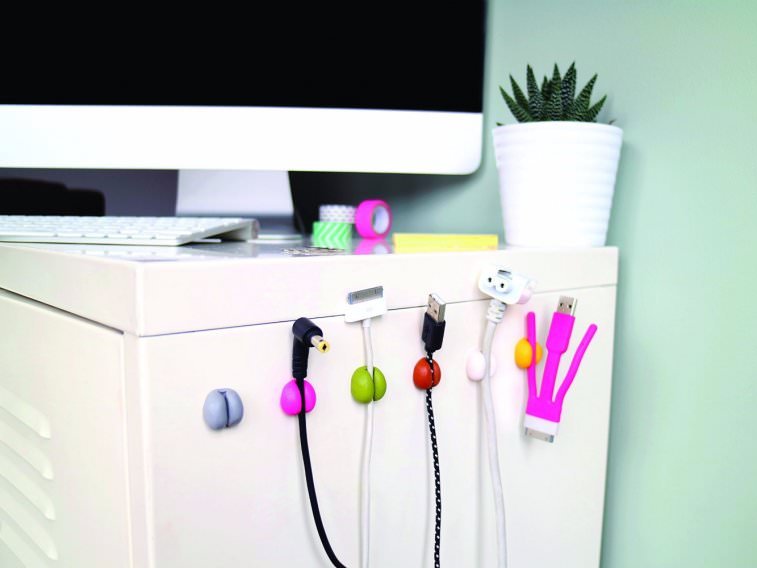 sugru-moldable-glue-is-flexible-and-turns-into-rubber.jpg
