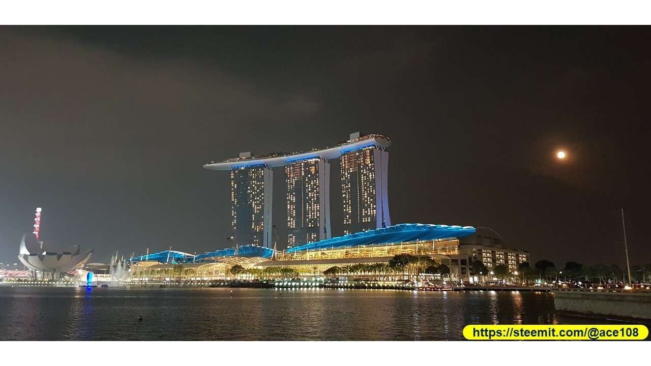 Marina Bay180