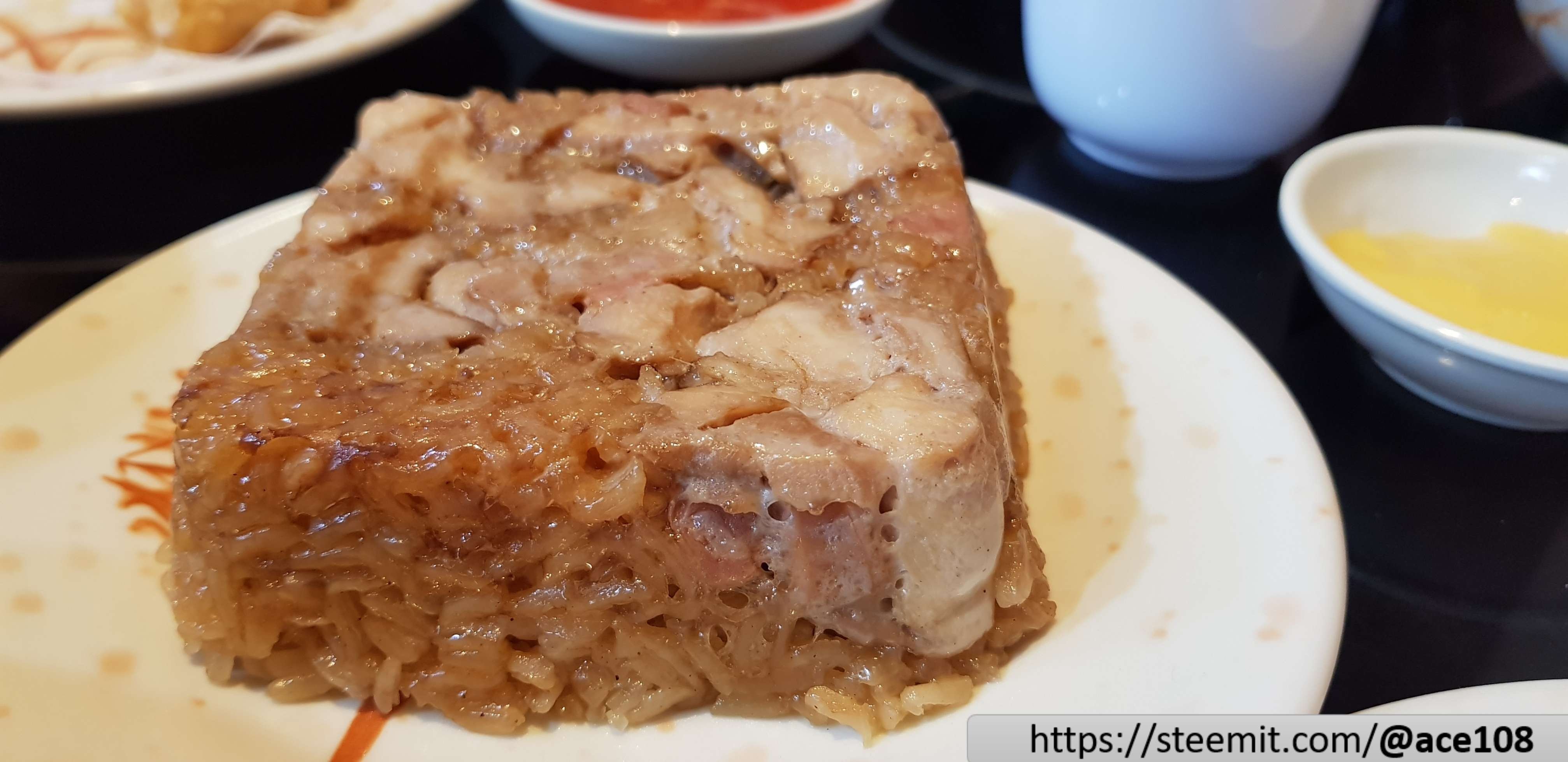 Glutinous rice chicken