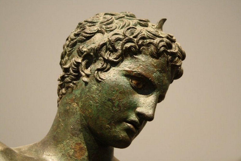 Ancient Greek Hairstyles Awesome Locks Of The Balmy Old Greeks