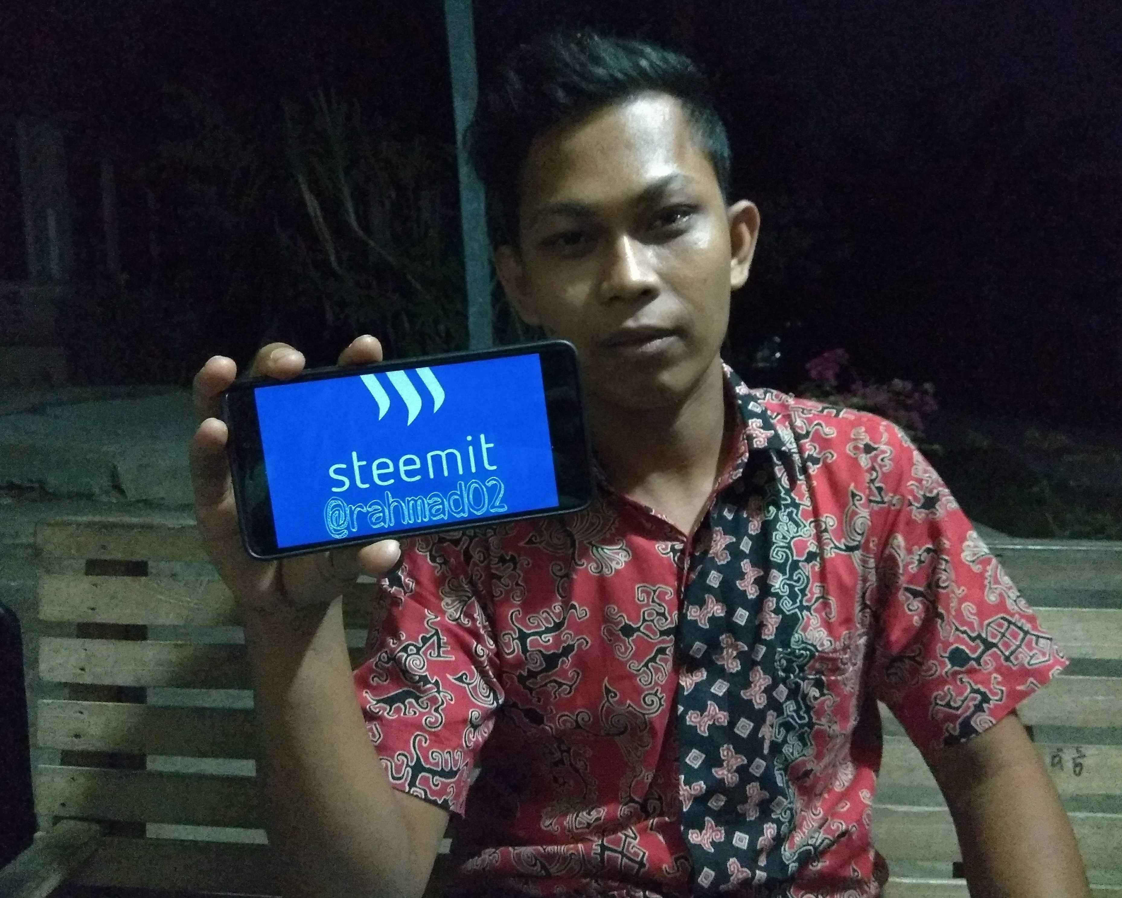 Assalamualaikum Wr Wb Semoga Allah selalu memberikan diblog saya jangan lupa di vote dan di resteme ya sekian perkenalan singkat saya kepada sahabat semua semoga kita selalu dalam lindungan Allah Amin