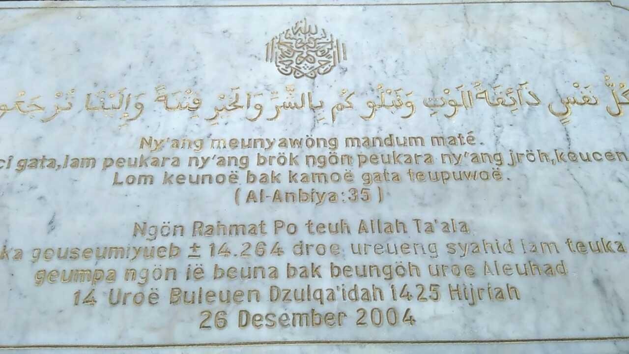 Mengenang 14 Tahun Tsunami Aceh Doa Dan Ziarah Ke Kuburan