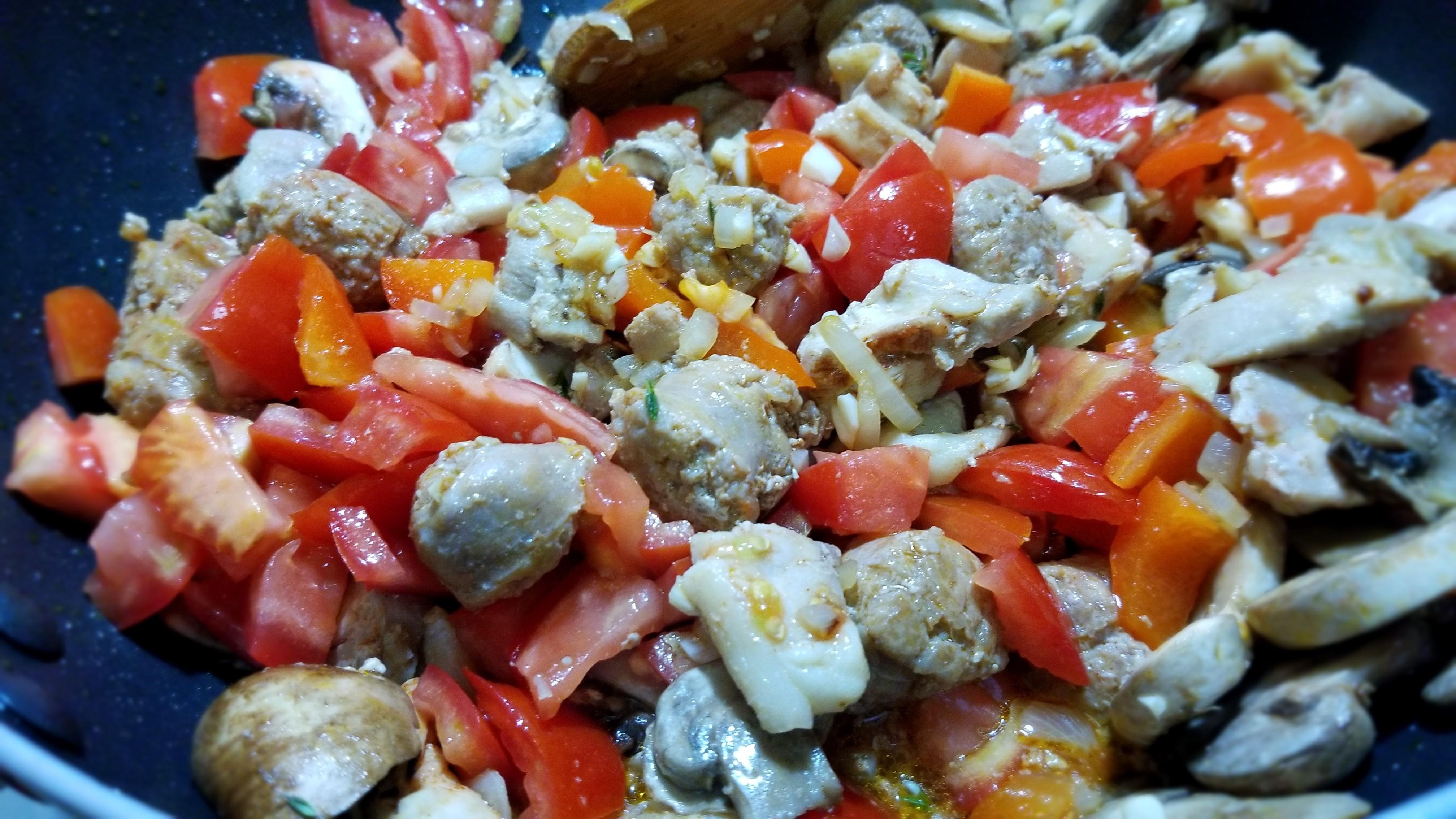 Healthy Jambalaya with Turkey Sausage, Chicken, and Quinoa Rina's