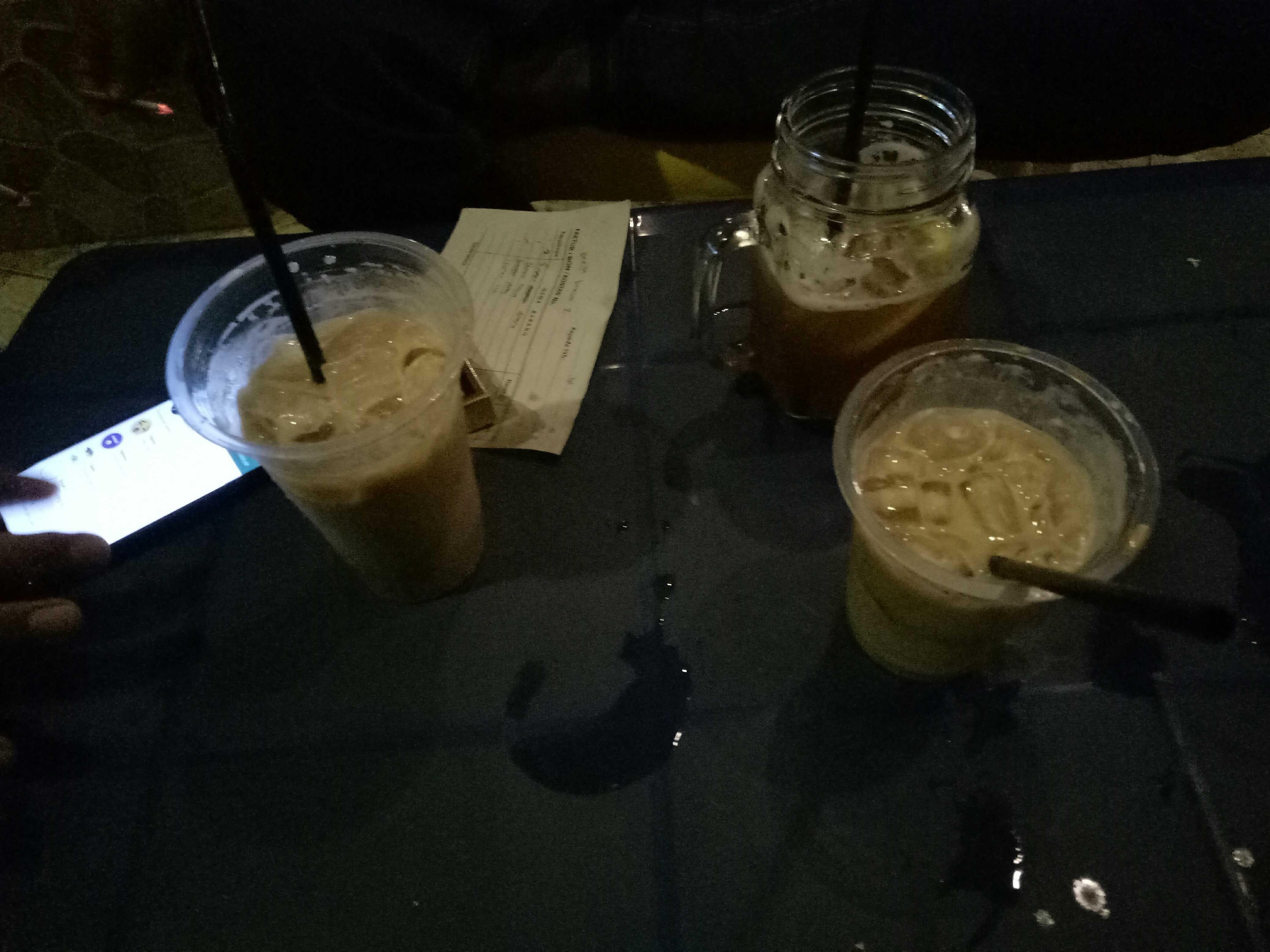 Foto Secangkir Kopi Dan Rokok Di Malam Hari Doni Gambar