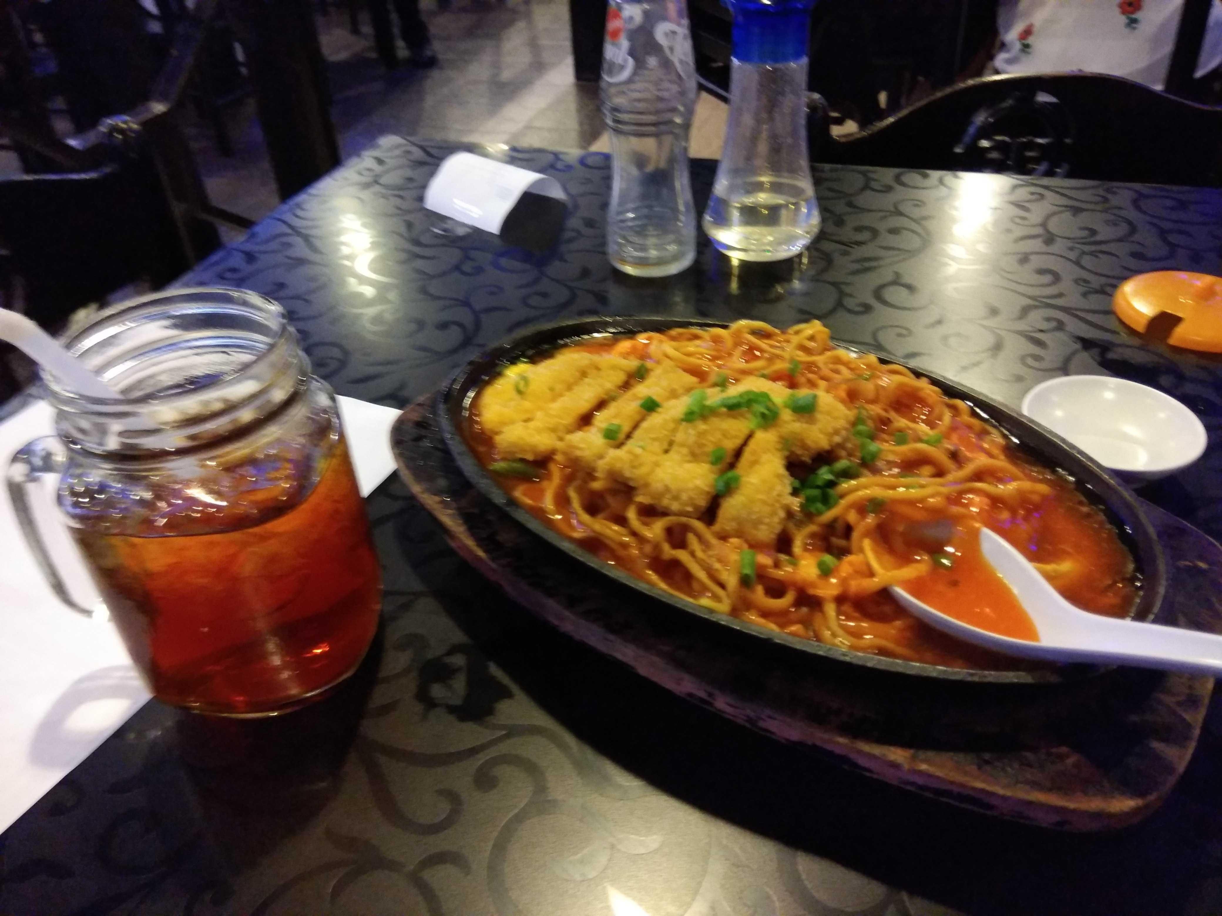 Mie Hotplate Ayam Katsu Saus Pedas Esteem