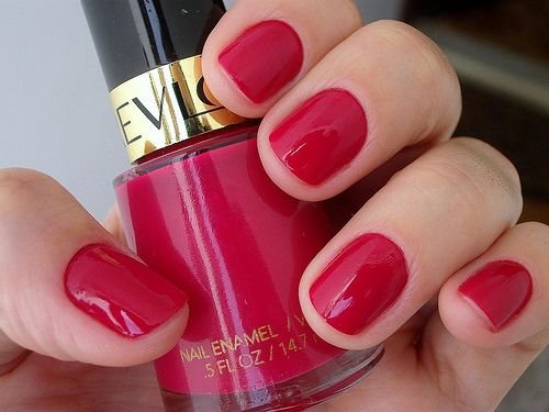 Cherries in the Snow - Revlon