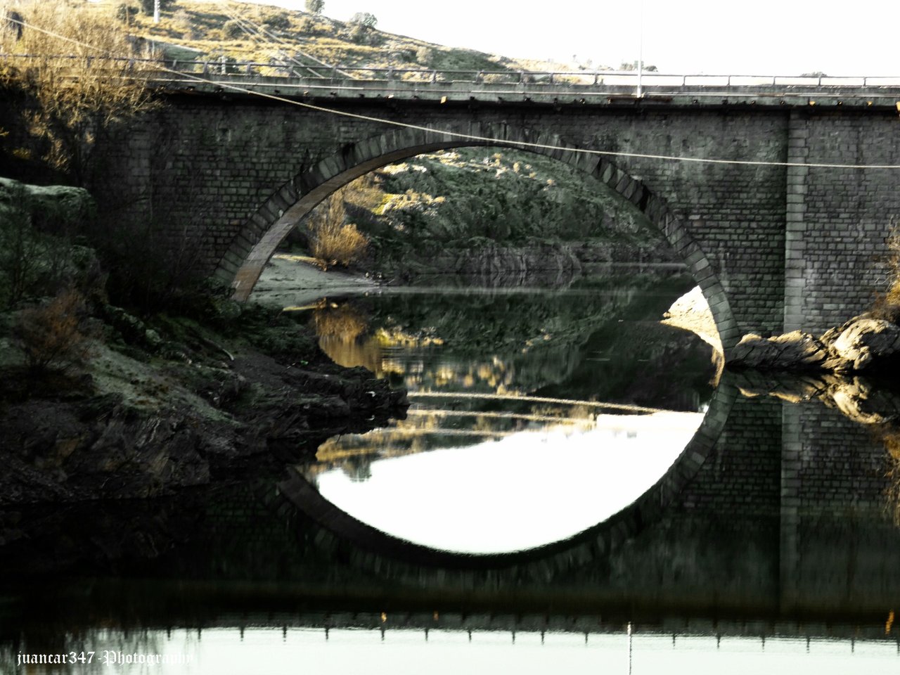 The old stone bridge