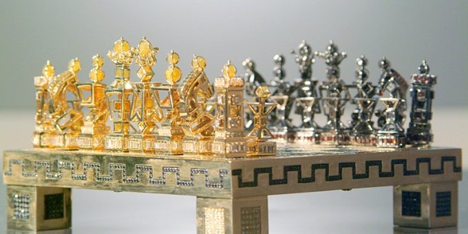 jewel royale chess set – worlds most expensive chess set – Succed