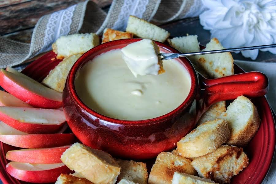 Mild Cheese Fondue Recipe