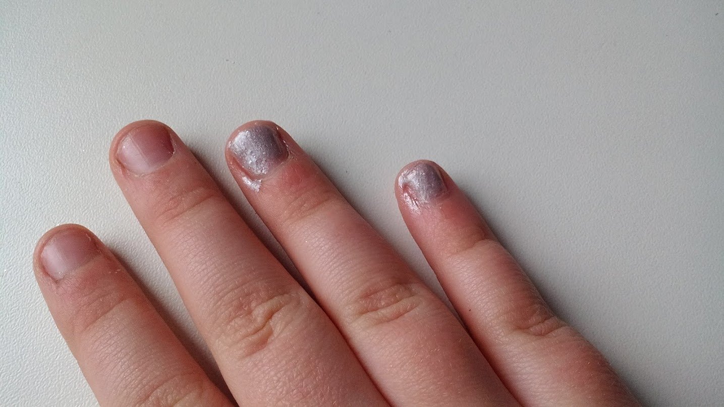 Einen Farbigen Nagellack Selber Machen Diy Make A