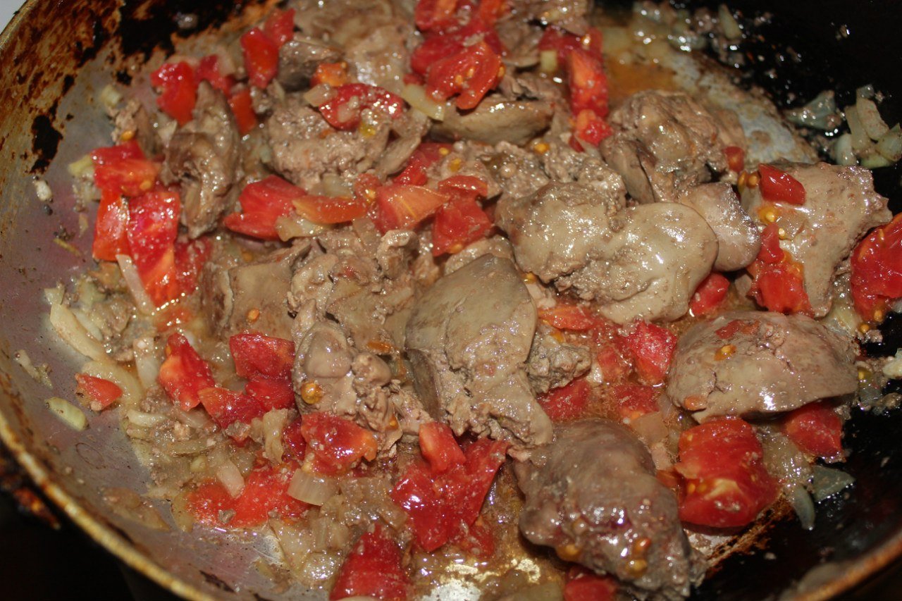 Chicken liver in sour cream in a multivariate. Recipes Chicken liver in sour cream in a multivariate. Recipes