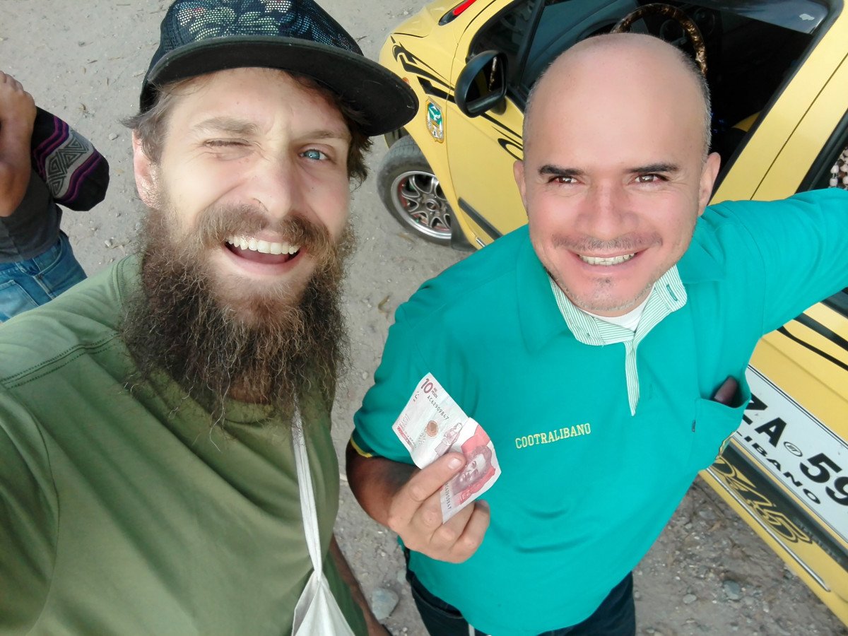 Subida en Taxi, costo 10 mil pesos