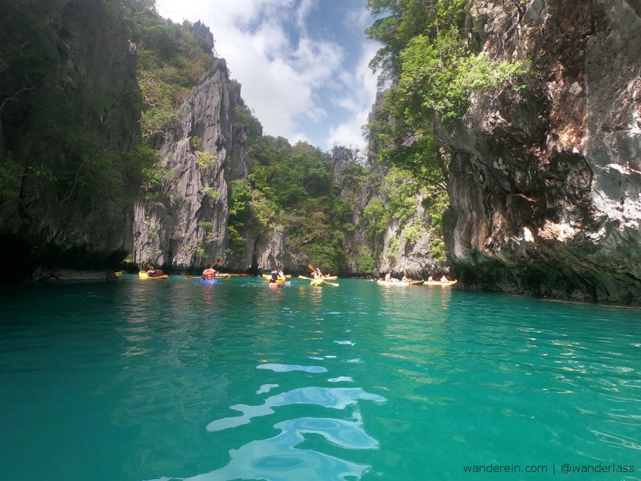 Kayak traffic inside the Big Lagoon.Watch out when swimming so you dont get into a “kayak crash”