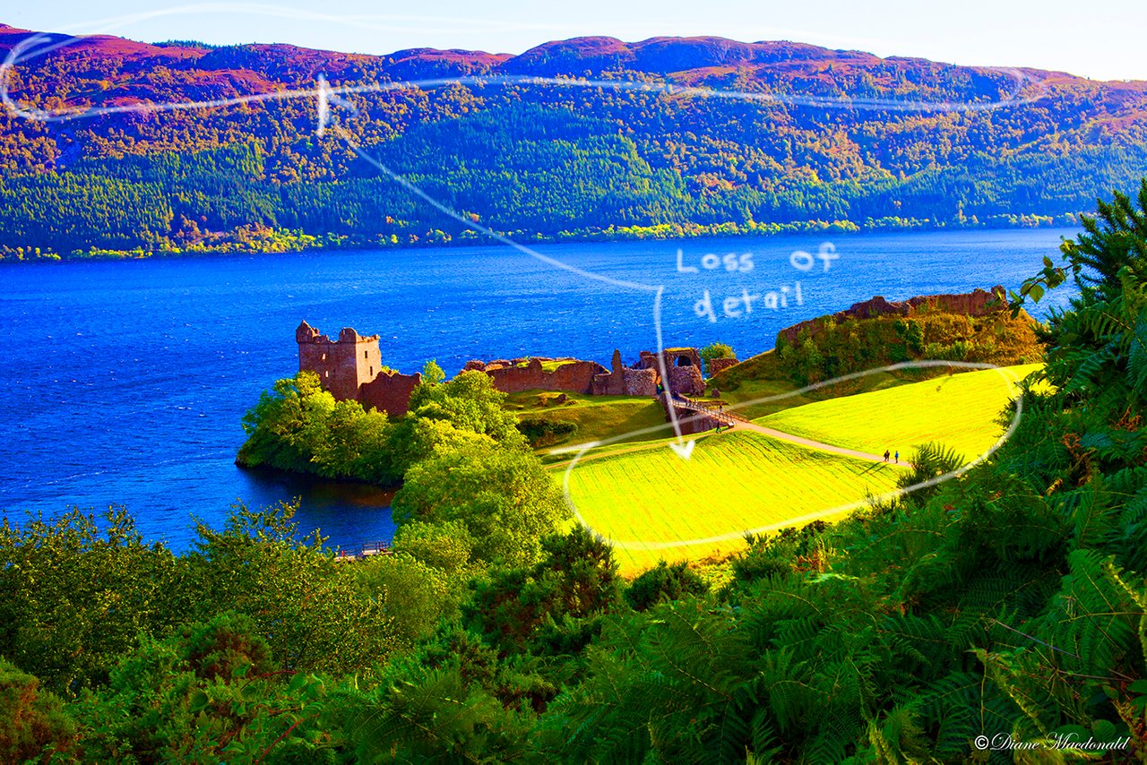 Urquhart Castle-s-1.jpg