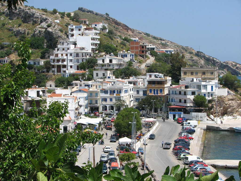 Agios_Kirikos,_Ikaria.jpg