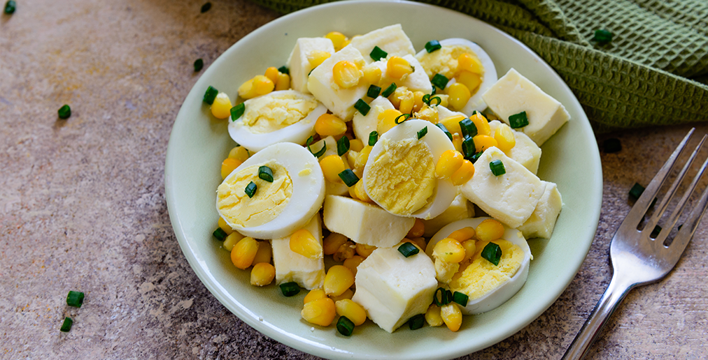 Protein Rich Egg Salad With Corn