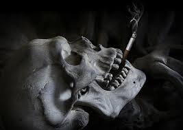 skull ciggie.jpg