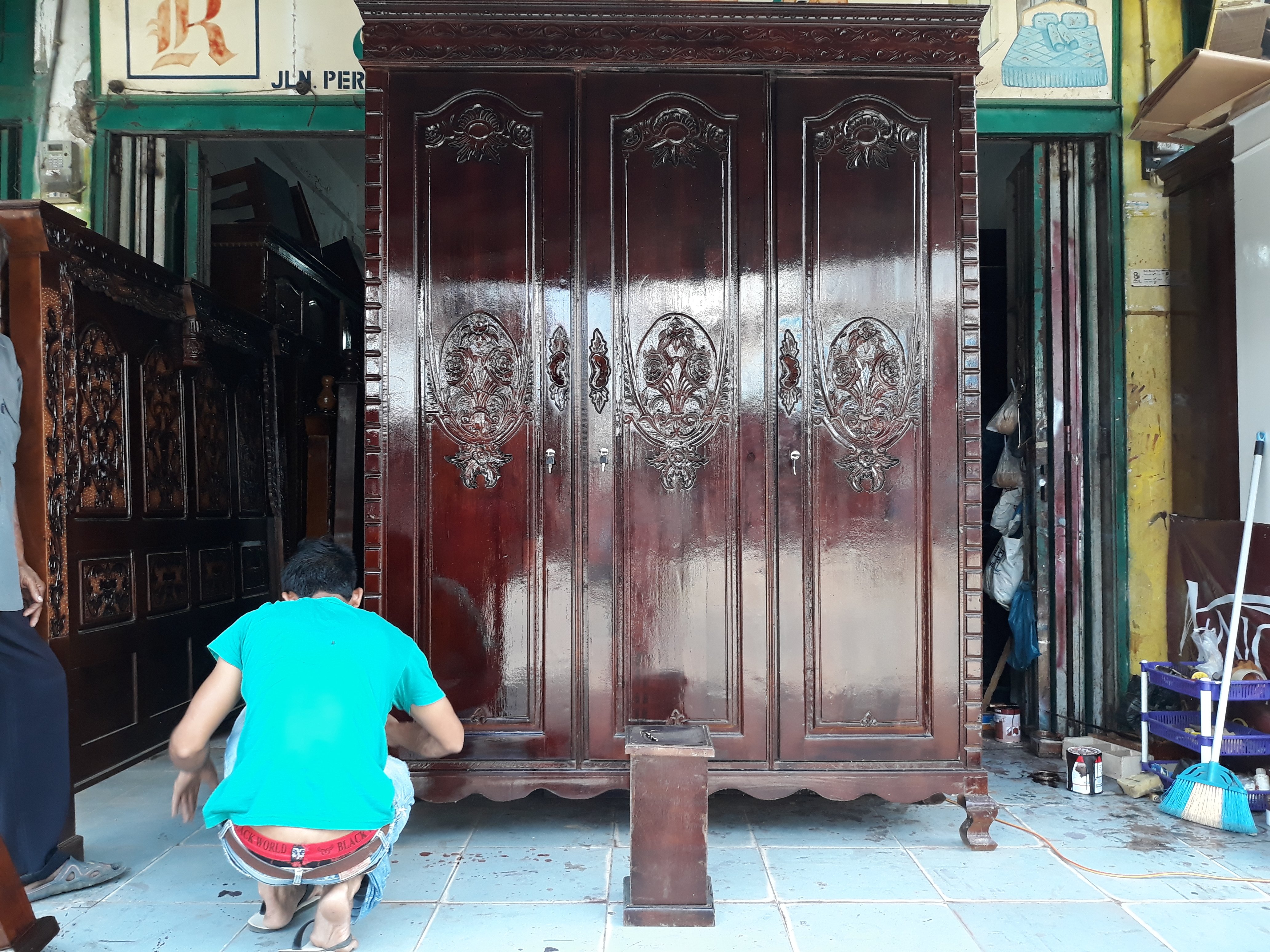 Perabotan Rumah Tangga Steemit