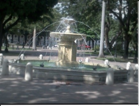 FUENTE PLAZA BOLIVAR.jpg