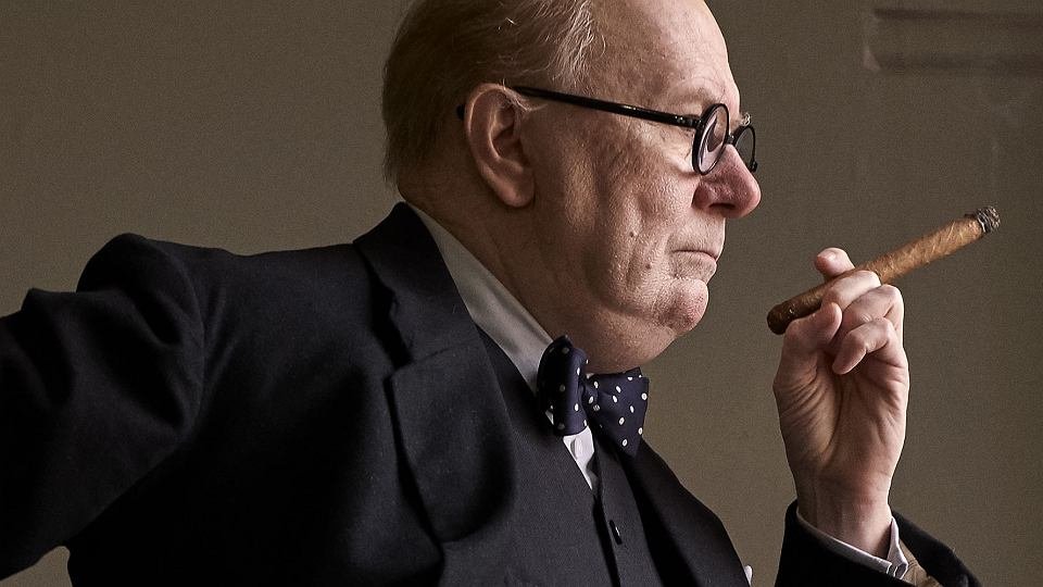 z22932490V,Gary-Oldman-jako-Winston-Churchill-w--Czasie-mroku.jpg