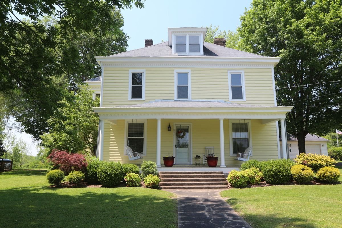 Beautiful historic home in Bloomfield, Kentucky — Steemit