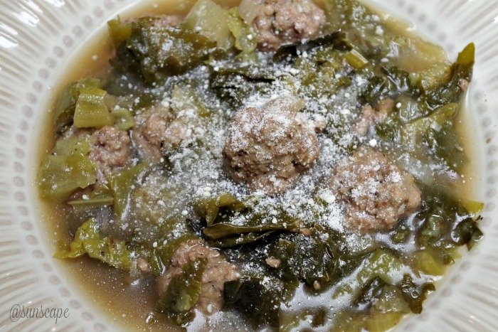 steemit-food-escarol-soups-bowl.jpg