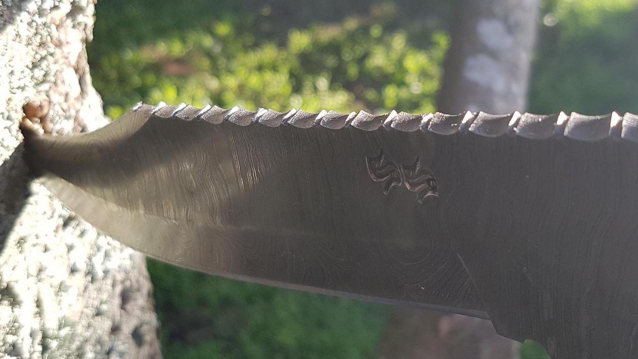 In the words of Crocodile Dundee “You Call That A Knife..... THIS