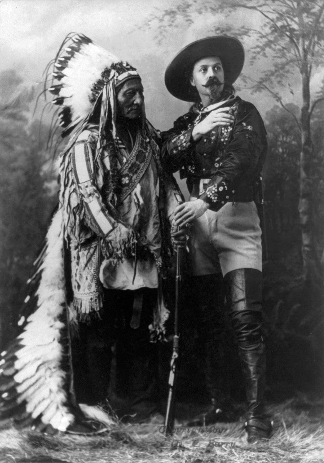 Sitting_Bull_and_Buffalo_Bill_1895_edit.jpg