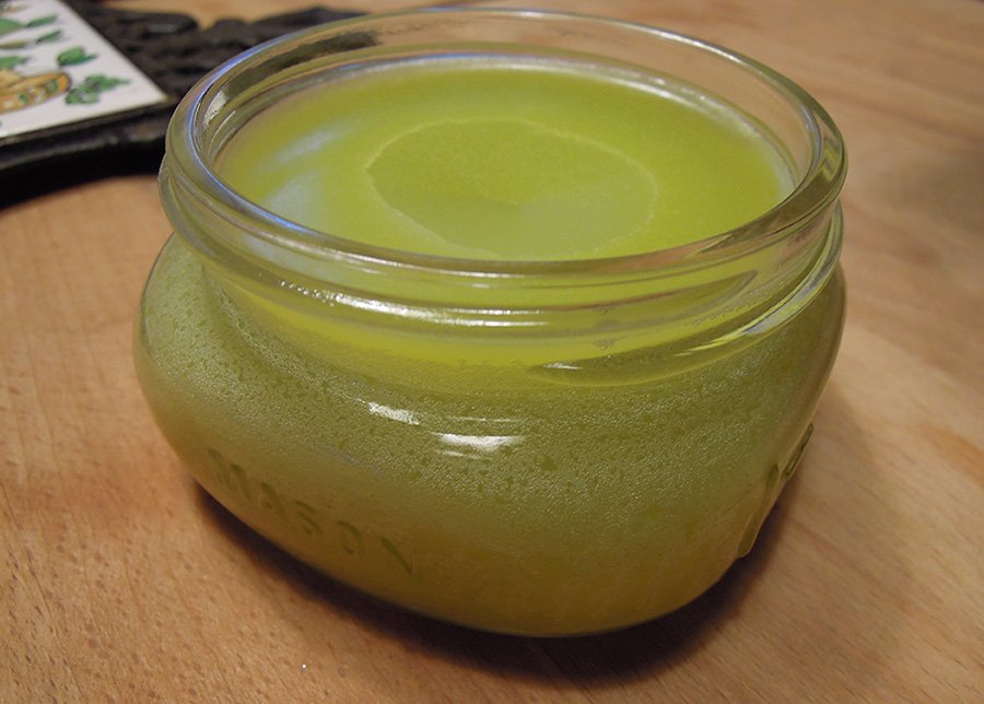 comfrey salve.jpg