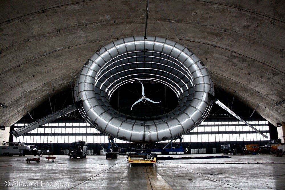 altaeros-floating-high-altitude-wind-turbine.jpg