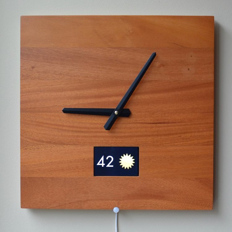 MahoganySmartClockScreen.jpg