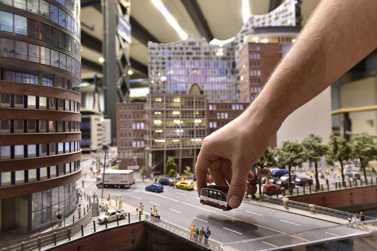 200117_IAV-HEAT_MiniaturWunderland_Straße.jpg