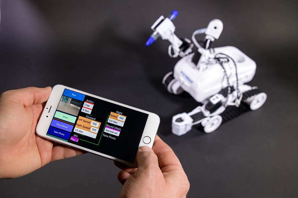 RoboScratch Mobile.jpg